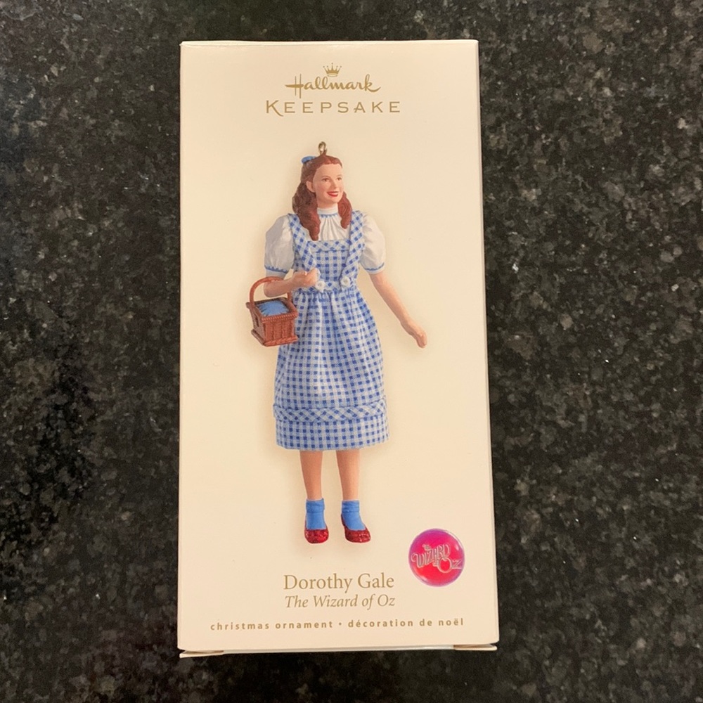 Hallmark Keepsake. Wizard of Oz. Dorothy Gale.